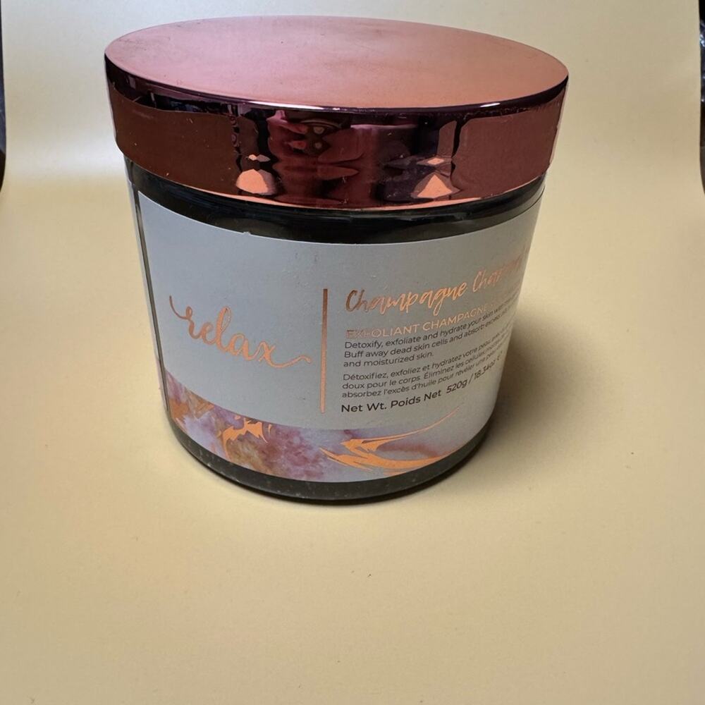 Body Scrub / Champagne Charcoal Exfoliant Scrub Jar NWT NIB